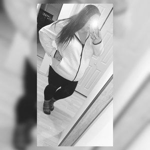 Meet your Posher, Kenna